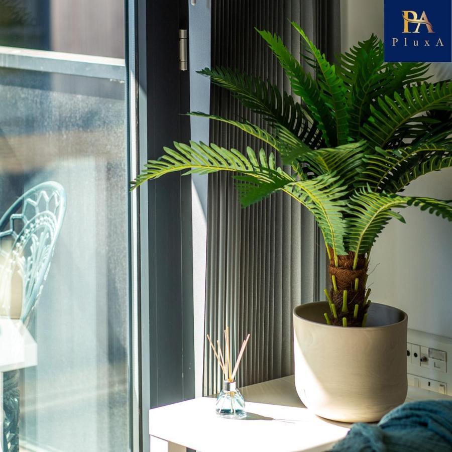 Pluxa Vivid Veranda Beautiful City Centre Apartment With Free Parking เบอร์มิงแฮม ภายนอก รูปภาพ