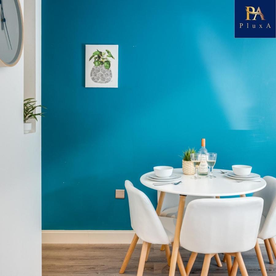 Pluxa Vivid Veranda Beautiful City Centre Apartment With Free Parking เบอร์มิงแฮม ภายนอก รูปภาพ